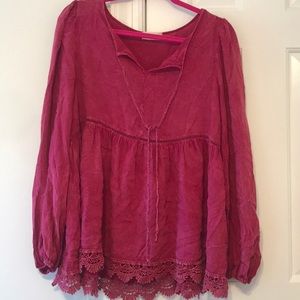 ALTAR’d STATE Women’s M Top